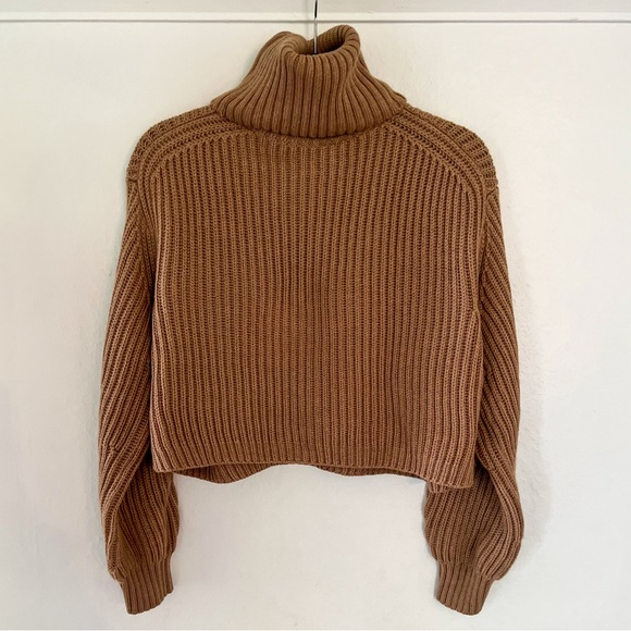 Aritzia Babaton Guell Slouchy Crop Turtleneck Sweater in Golden Camel Wool - XS - Picture 8 of 11